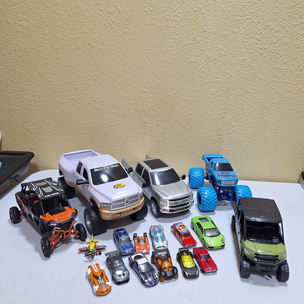Toy Car Truck Lot Monster Jam Blue Thunder Ford Polaris Bass Pro Diecast 17pc
